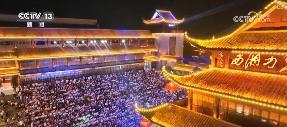 “演出+”激活文旅新生态 21.59亿票房背后的产业涟漪